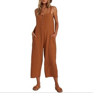 Billabong Daydream Jumpsuit Size Large never used still has tags